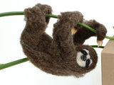 beginner-needle-felting-kit-sloth-wool-tools